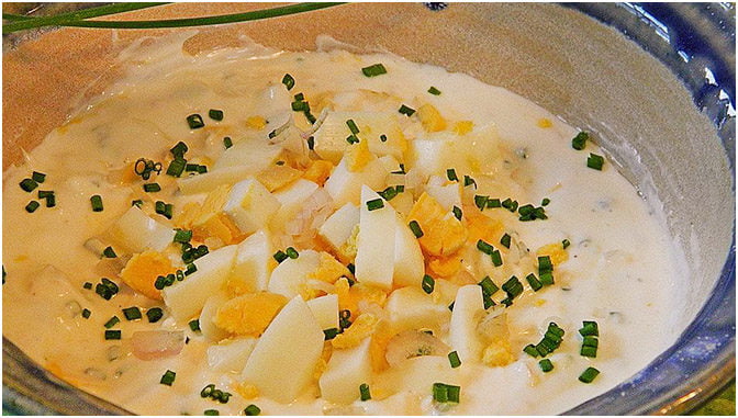 Pellkartoffeln mit Eier – Quark – Dip – RezepteBlog.net