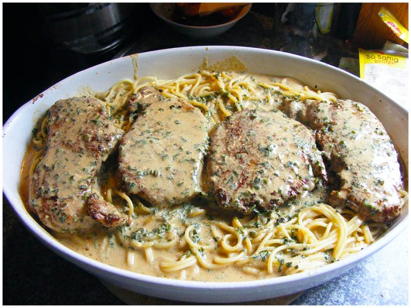 Herzhaftes Käse-Ofenglück: Rahmgeschnetzeltes mit Spaghetti und ...